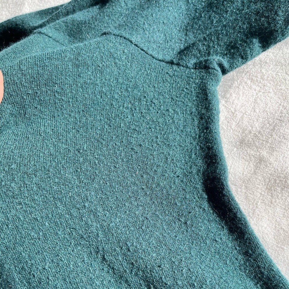Brandy Melville Wool Blend V-Neck Long Sleeve Forest Green Y2K Academia Trendy - Picture 12 of 13